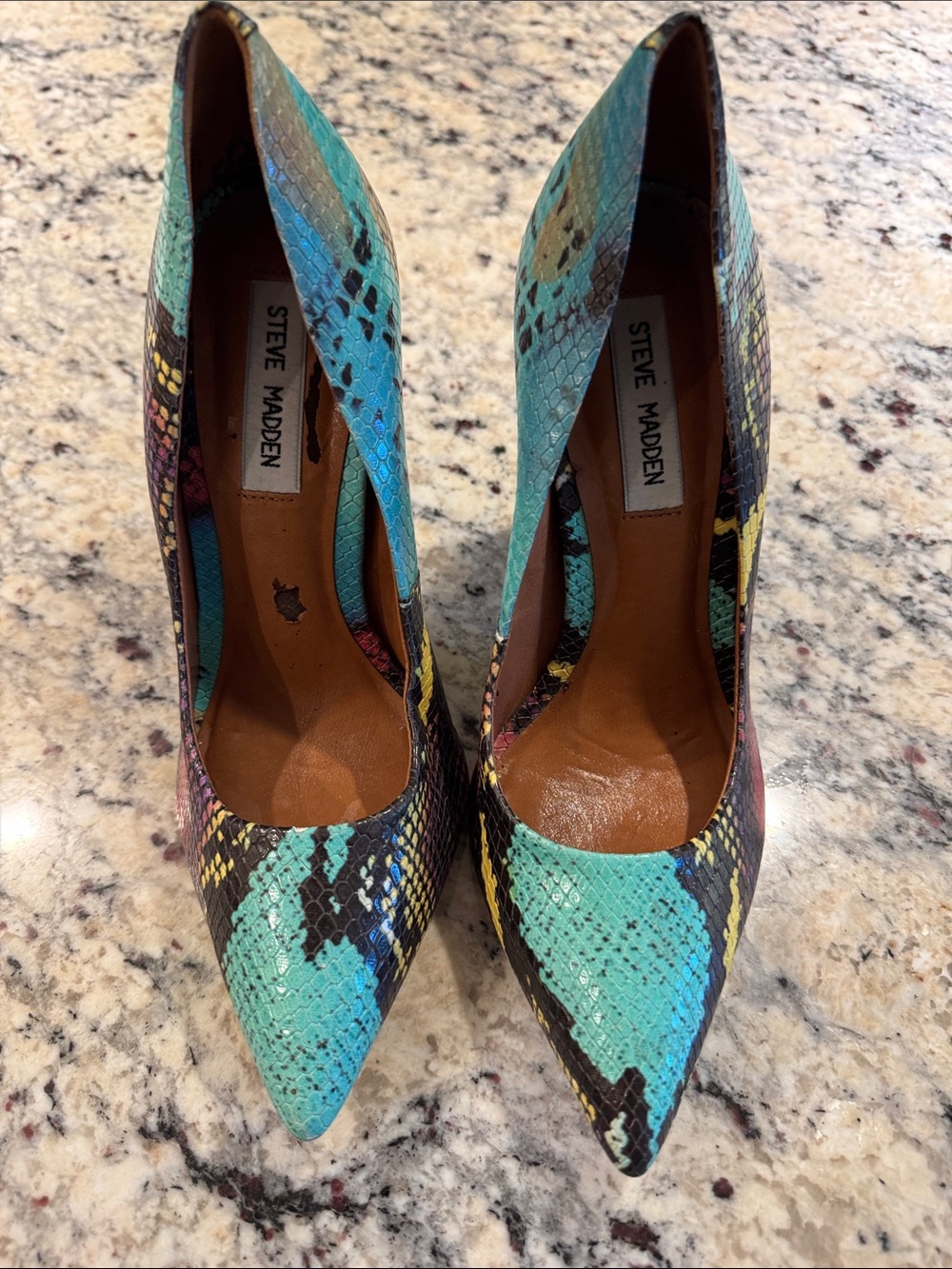 Steve Madden Turquoise Multi Snakeskin Pointed Pumps